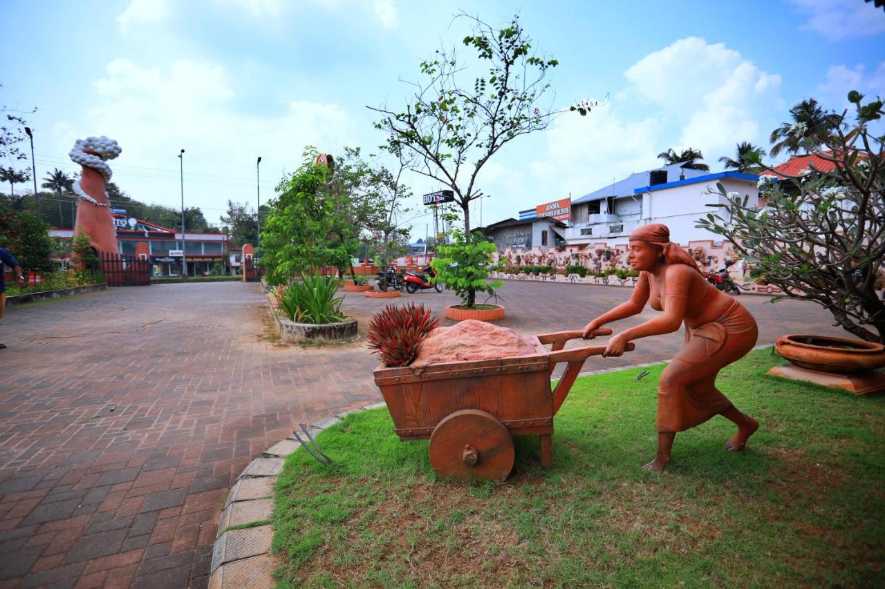 Clay House Hotel Thrissur Kültér fotó