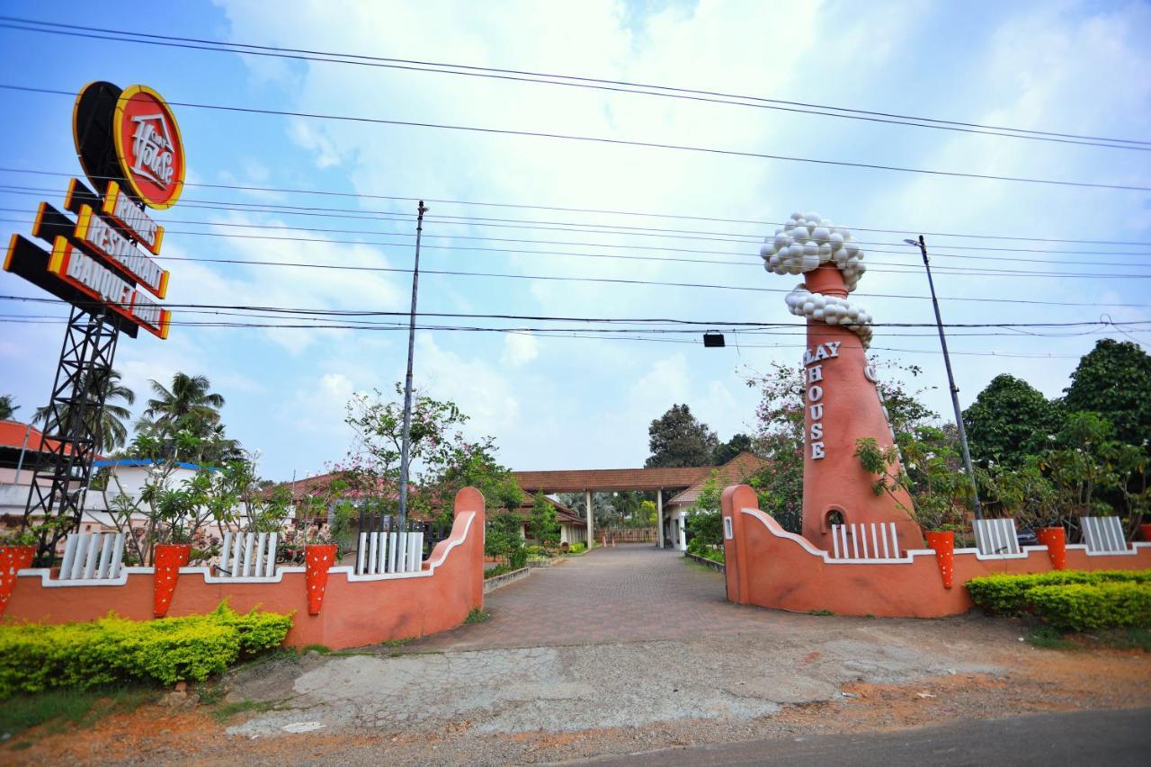 Clay House Hotel Thrissur Kültér fotó